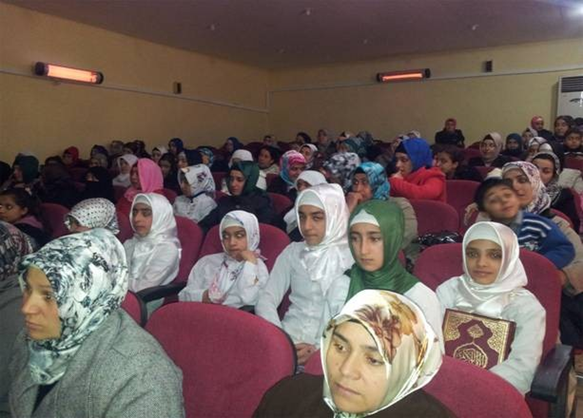 Çatak Müftülüğü\'nden "İslam\'da Kadın ve Aile" Paneli