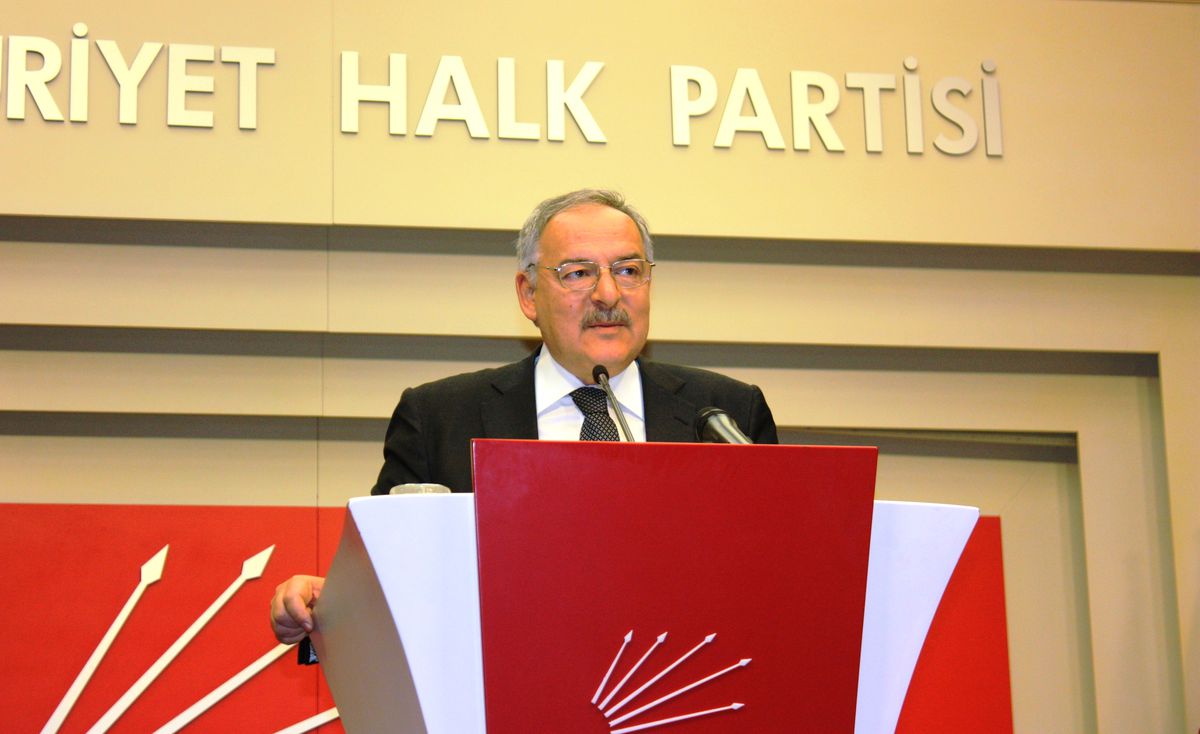 CHP\'li Koç\'un Basın Toplantısı