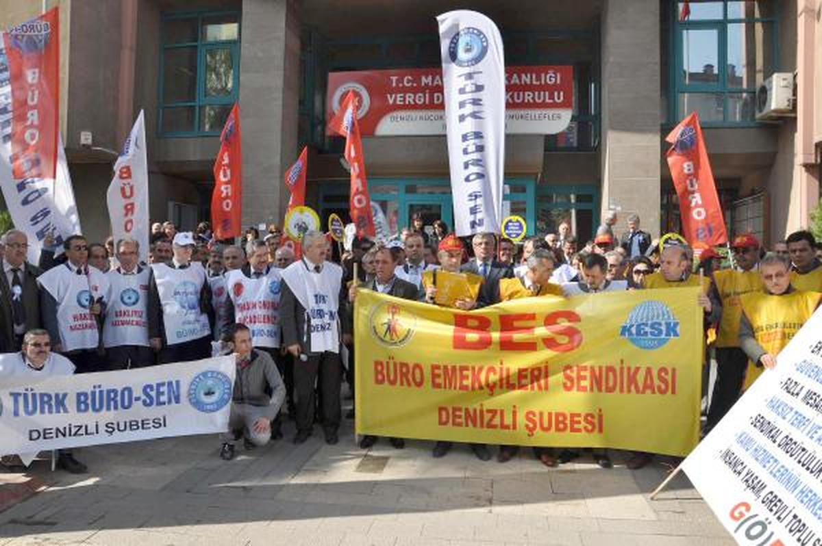 Denizli\'de Davullu Zurnalı Eylem