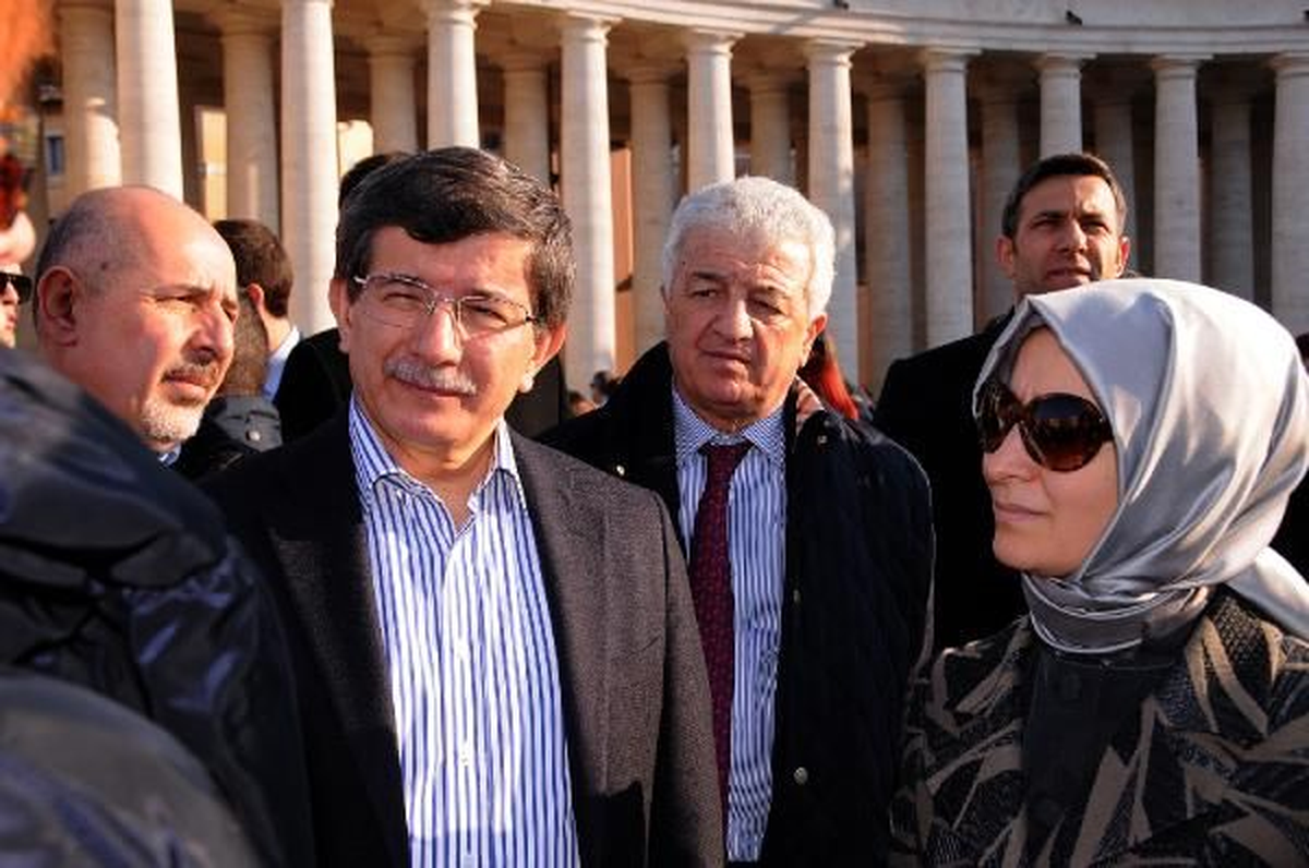 Dışişleri Bakanı Davutoğlu, Vatikan'da Açıklaması