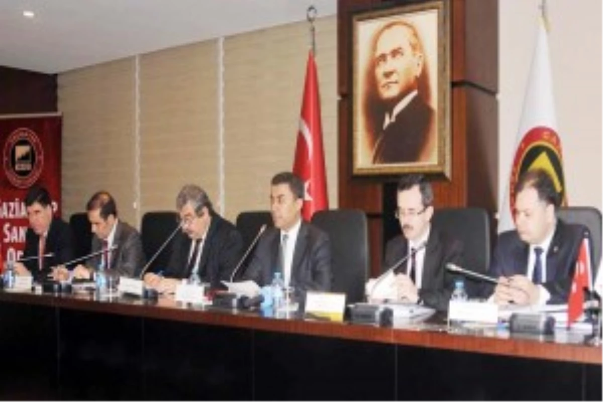 "İhracat Değerlendirme Toplantısı" Gaziantep\'te Yapıldı