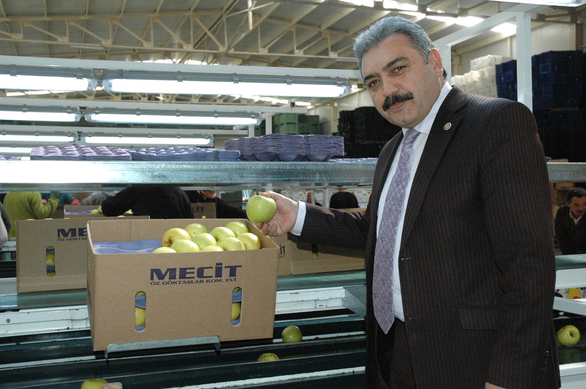 40 Bin Ton Elma Soğuk Hava Deposunda Bekliyor