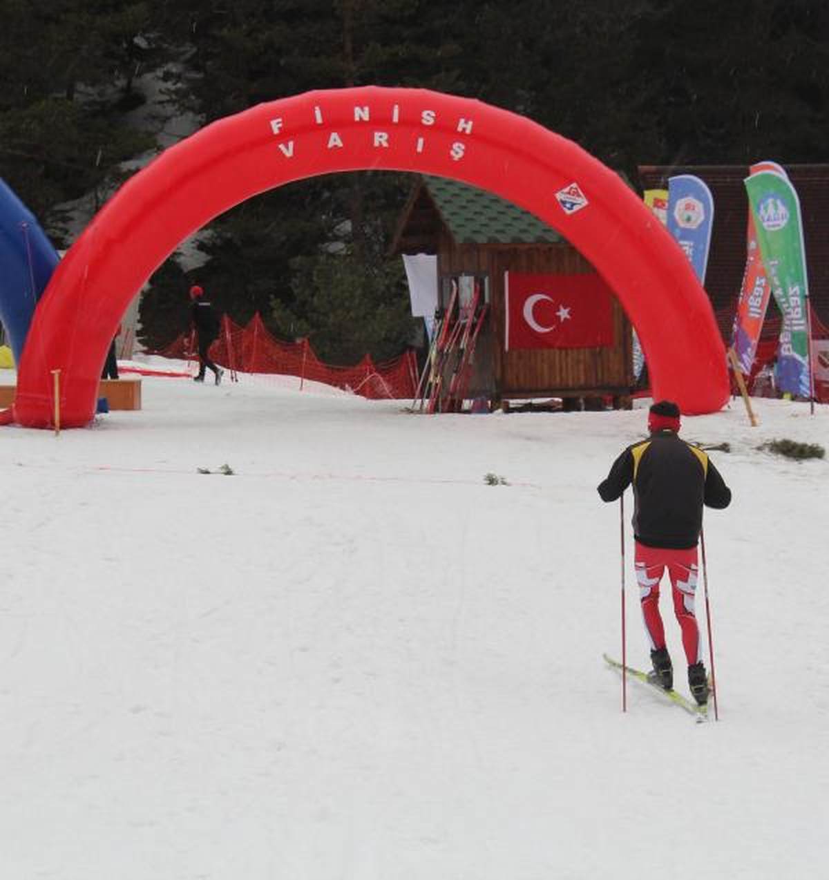 Kayaklı Koşuda Madalyalar Romen Sporcuların