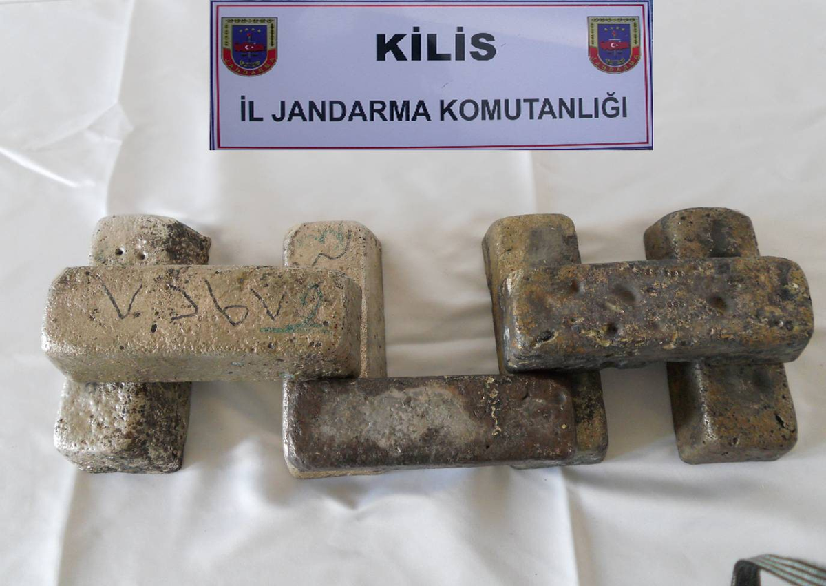 Kilis\'te 48 Kilo 805 Gram Gümüş Ele Geçirildi