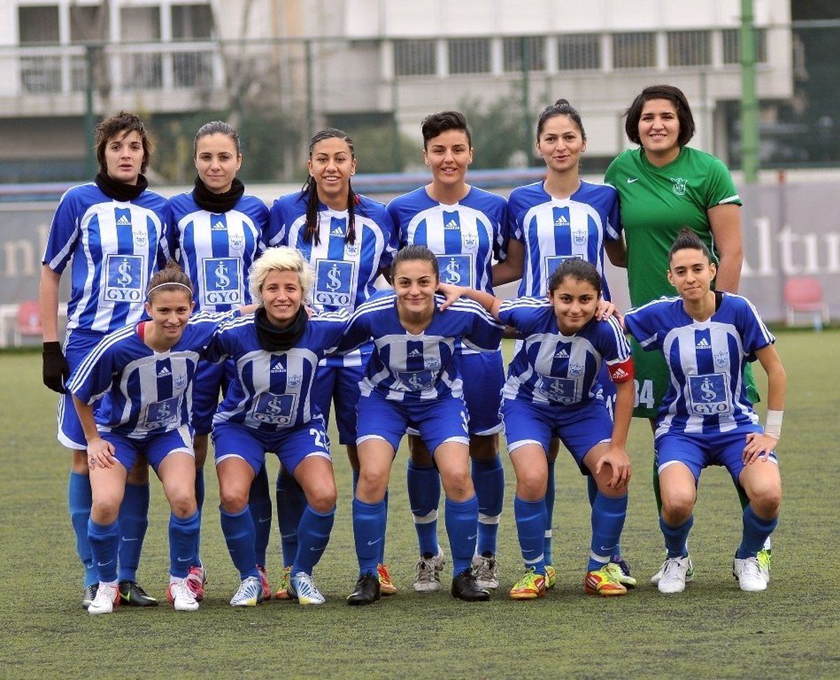 Konak Belediyespor Başarıya Koşuyor