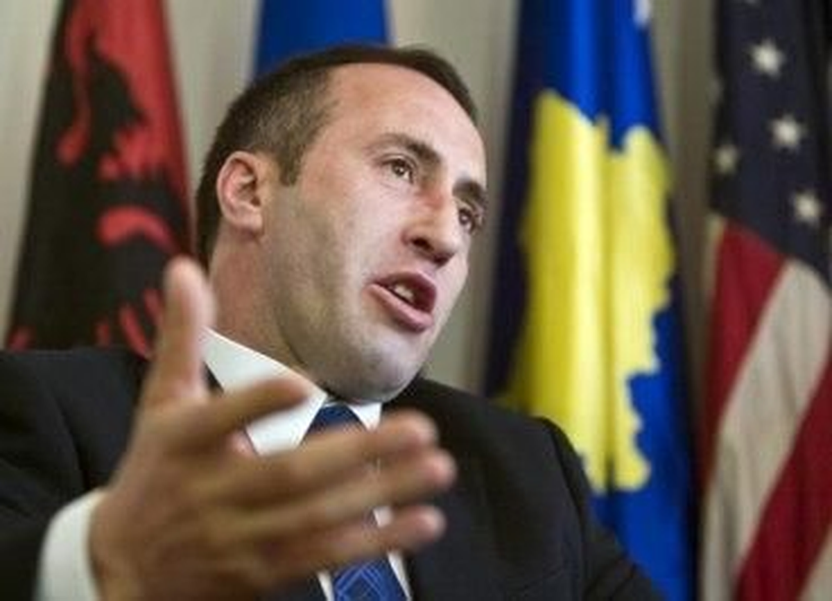 Kosova\'da Sağlık Sistemi Tartışması