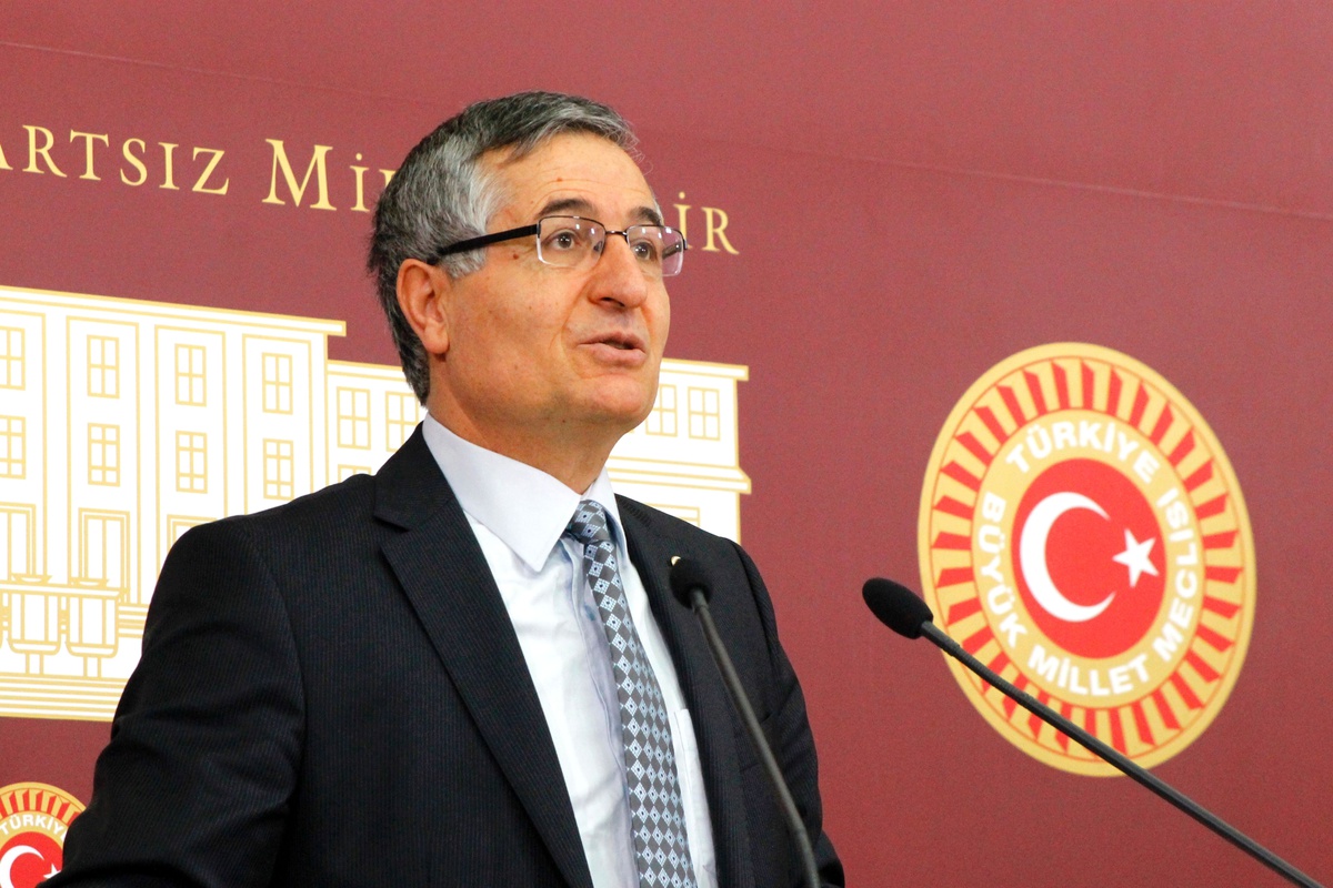 MHP\'li Yeniçeri\'den 4. Yargı Paketi Yorumu