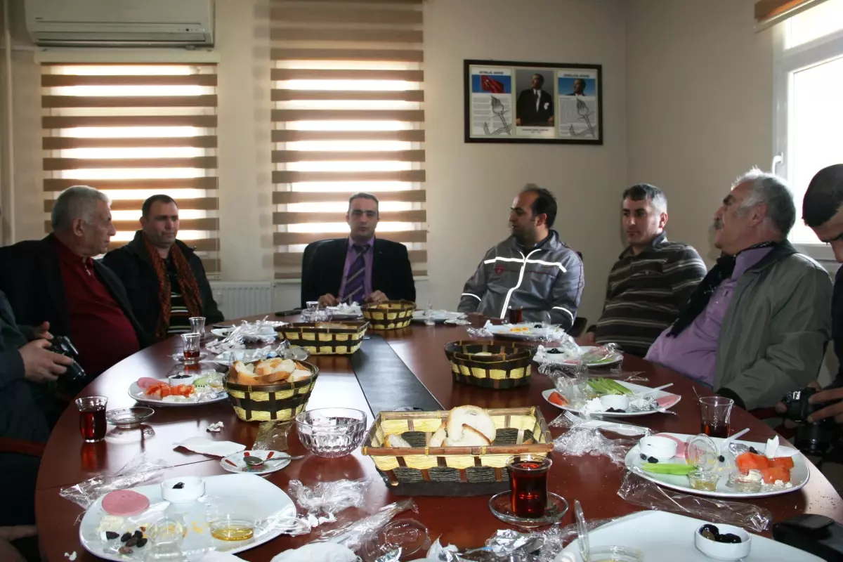 Müdür Turhan Basın Mensuplarıyla Bir Araya Geldi