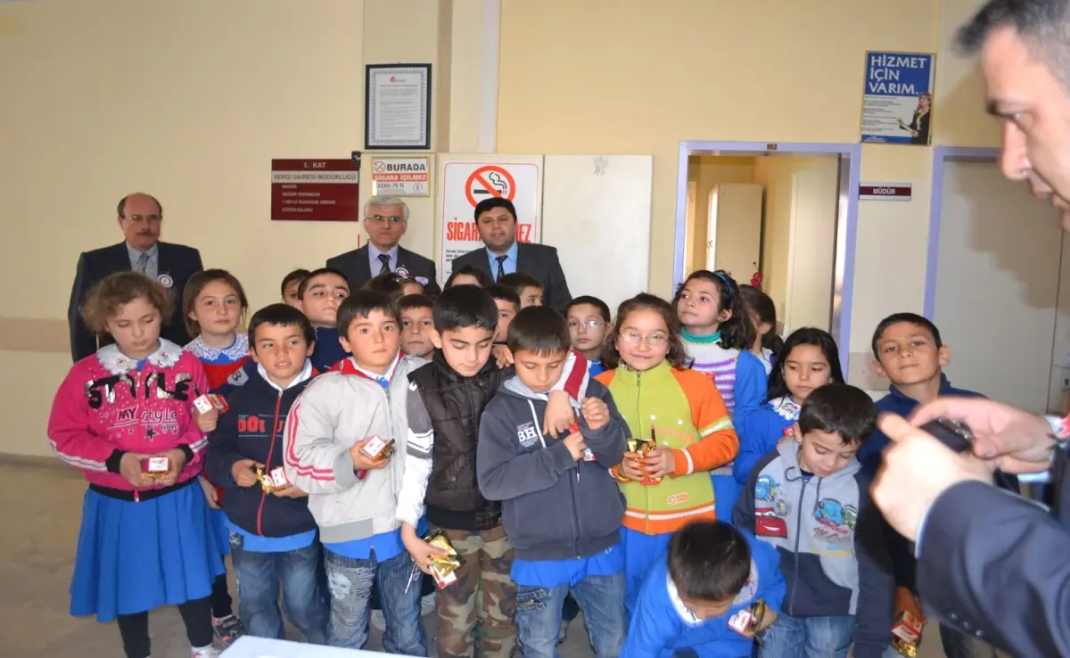 Öğrencilerden Vergi Dairesine Ziyaret