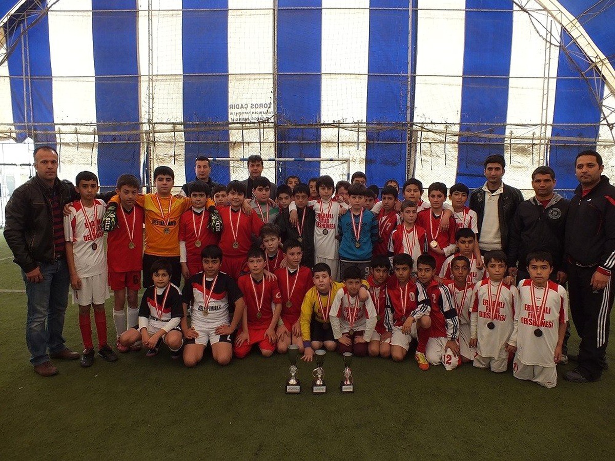 Okullar Arası Yıldızlar Futbol Turnuvası Sonuçlandı