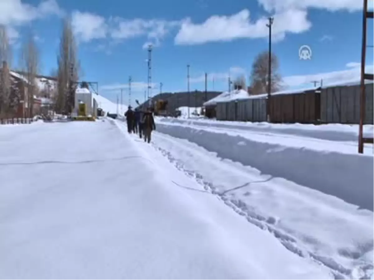 Onlar Sayesinde Kara Tren Gecikmiyor