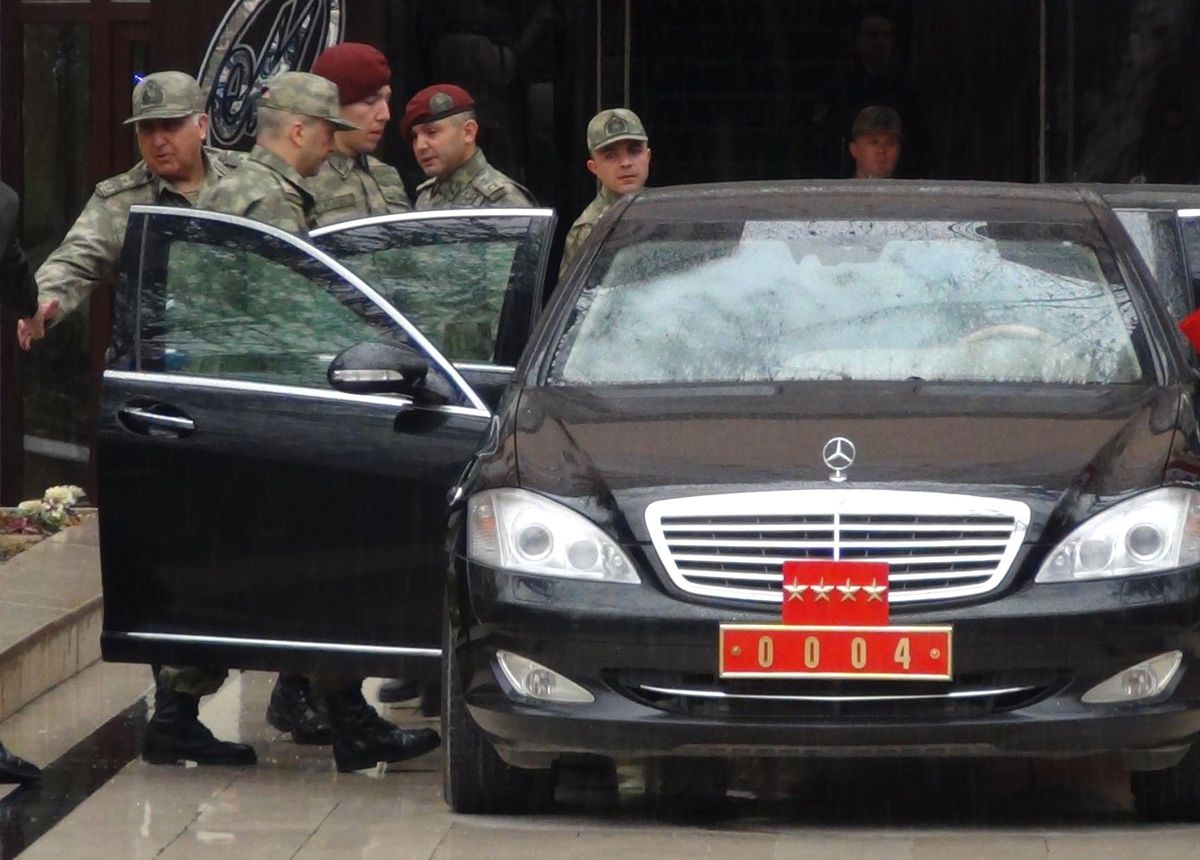 Orgeneral Necdet Özel Malatya\'ya Geçti