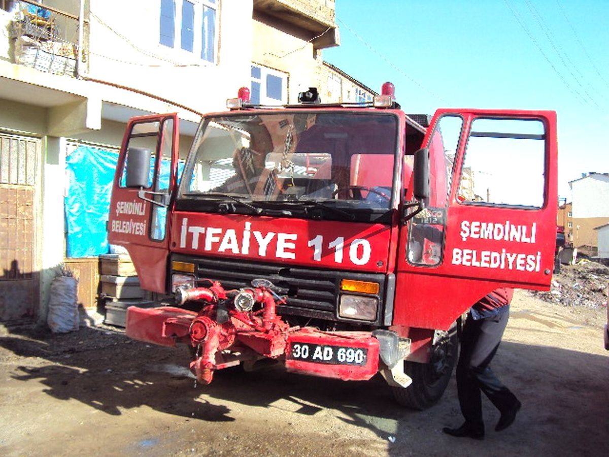 Şemdinlide Korkutan Ev Yangını