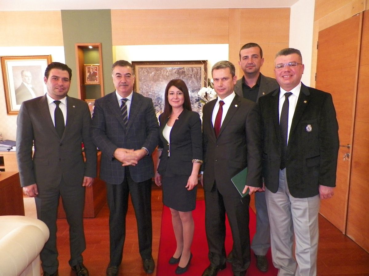 Sökeli Genç İş Adamları Vali Kerem Al\'ı Ziyaret Etti