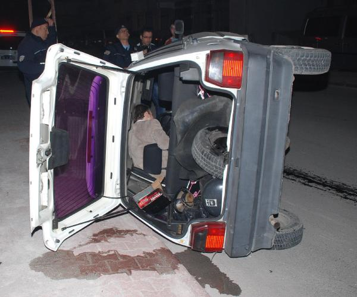 Takla Atan Otomobilde Ölümden Döndü