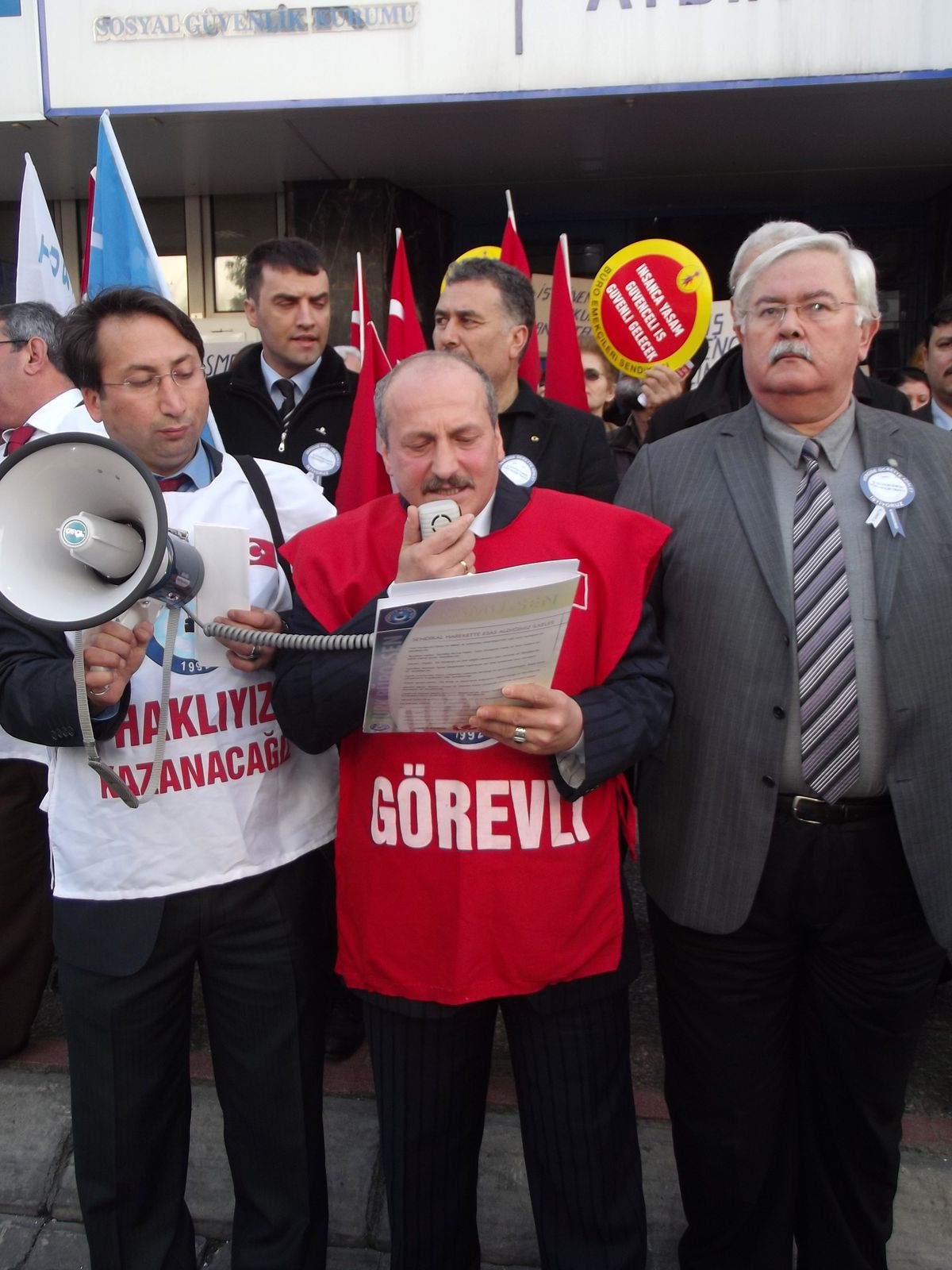 Türk Büro Sen Aydın\'da İş Bıraktı
