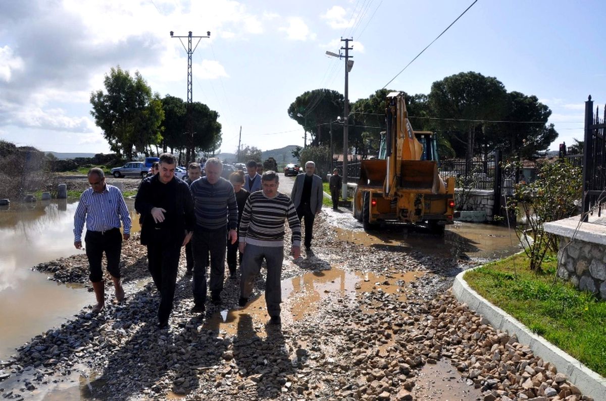 Vali Al, Taşkın Alanlarını İnceledi