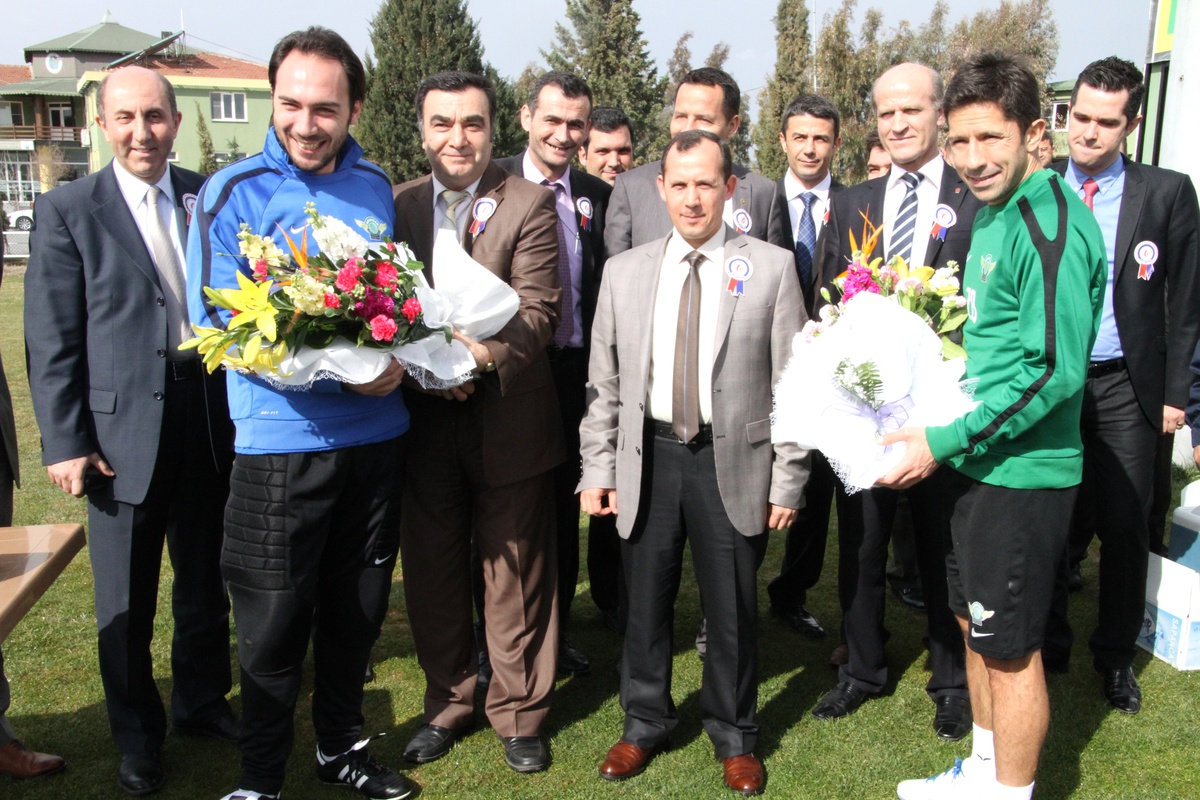 Vergi Daresi\'nden, Akhisar Belediyespor\'a Ziyaret