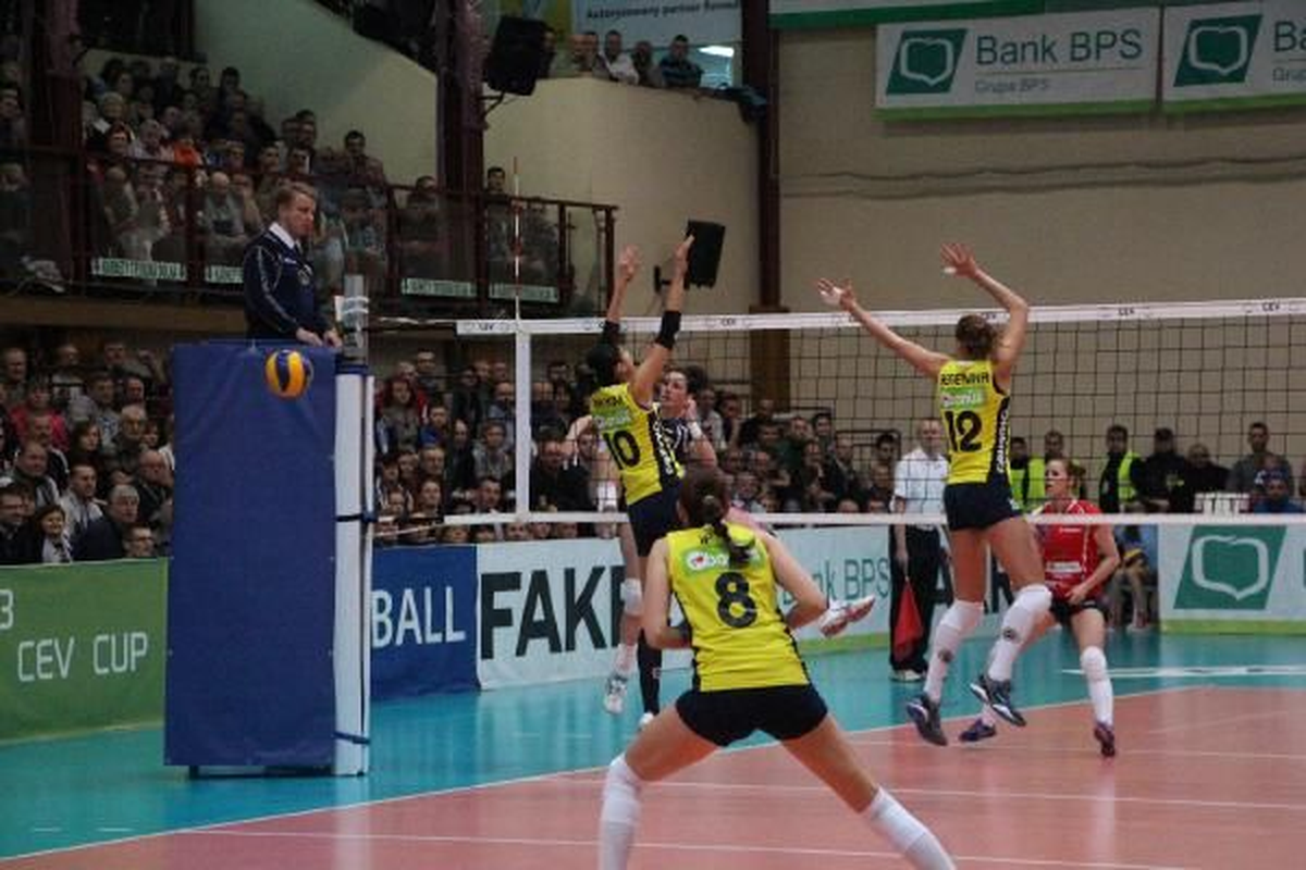 Voleybol: Kadınlar Cev Kupası