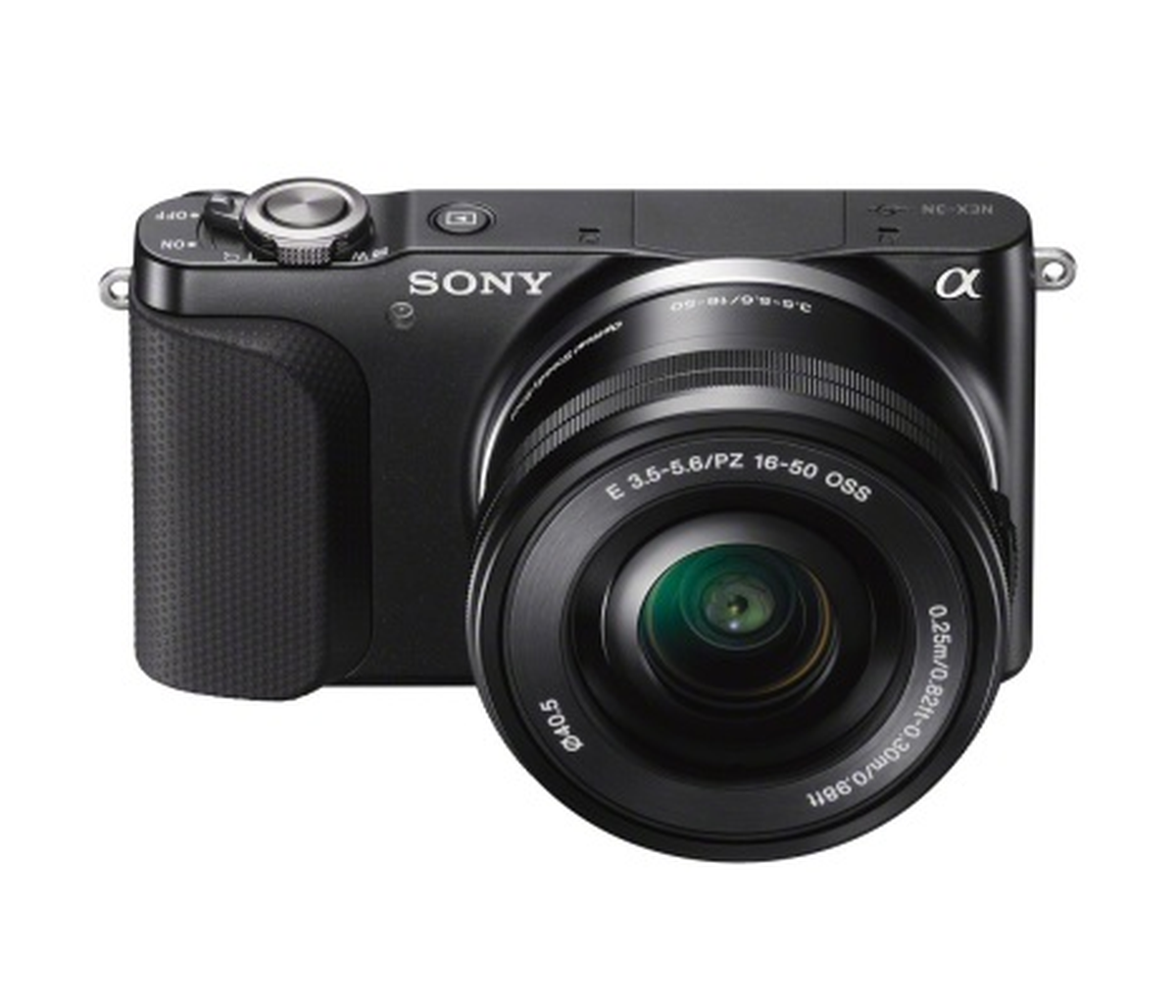 Yeni Sony NEX-3N\'nin Taşıması da Kullanımı da Çok Kolay