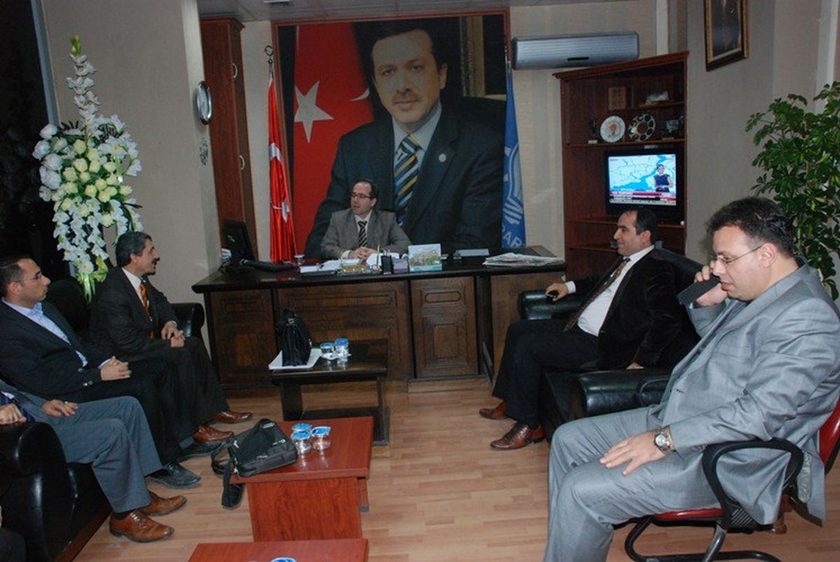 Yeşilay\'dan AK Parti\'ye Ziyaret