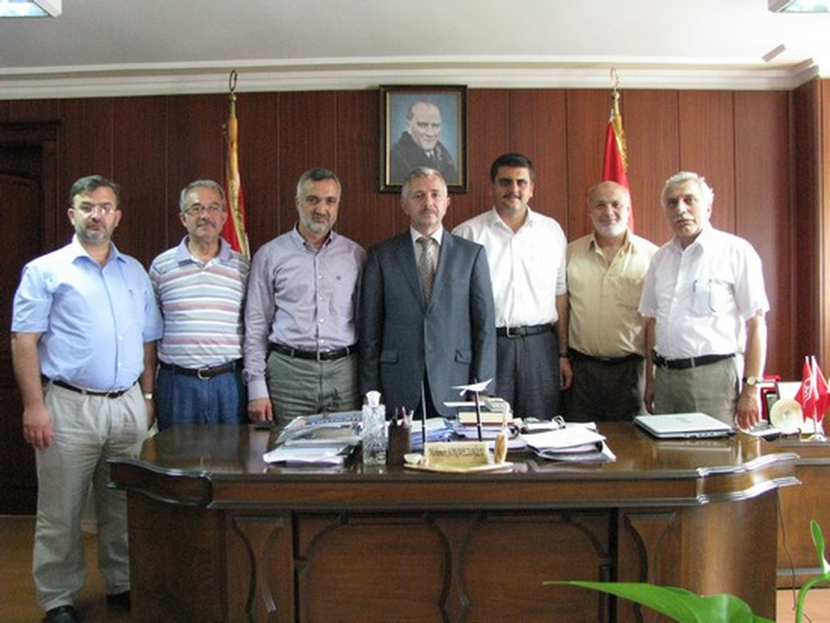 Adana Valisi Coş\'a Ziyaret