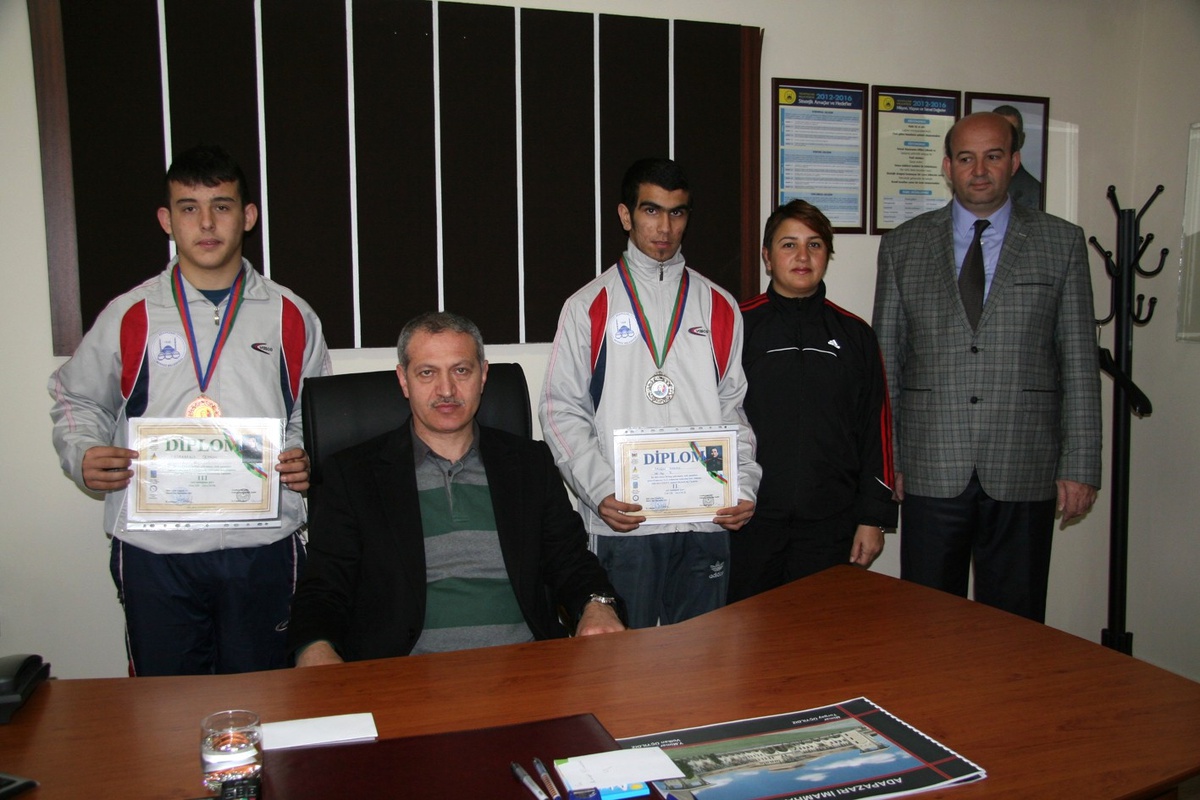 Adapazarı Spor Kulubü\'ne Azerbaycan\'dan 2 Madalya