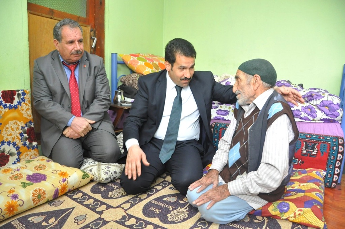 Başkan Yaman Yaşlıları Yalnız Bırakmıyor