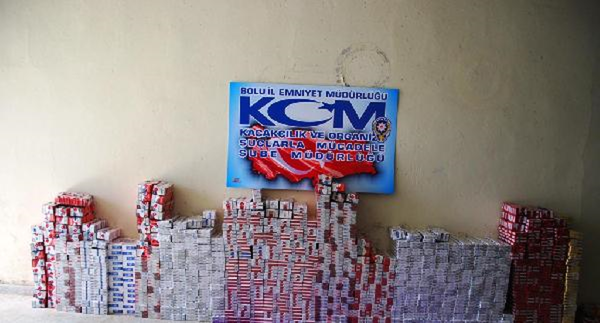Bolu\'da 6 Bin 700 Paket Kaçak Sigara Ele Geçirildi