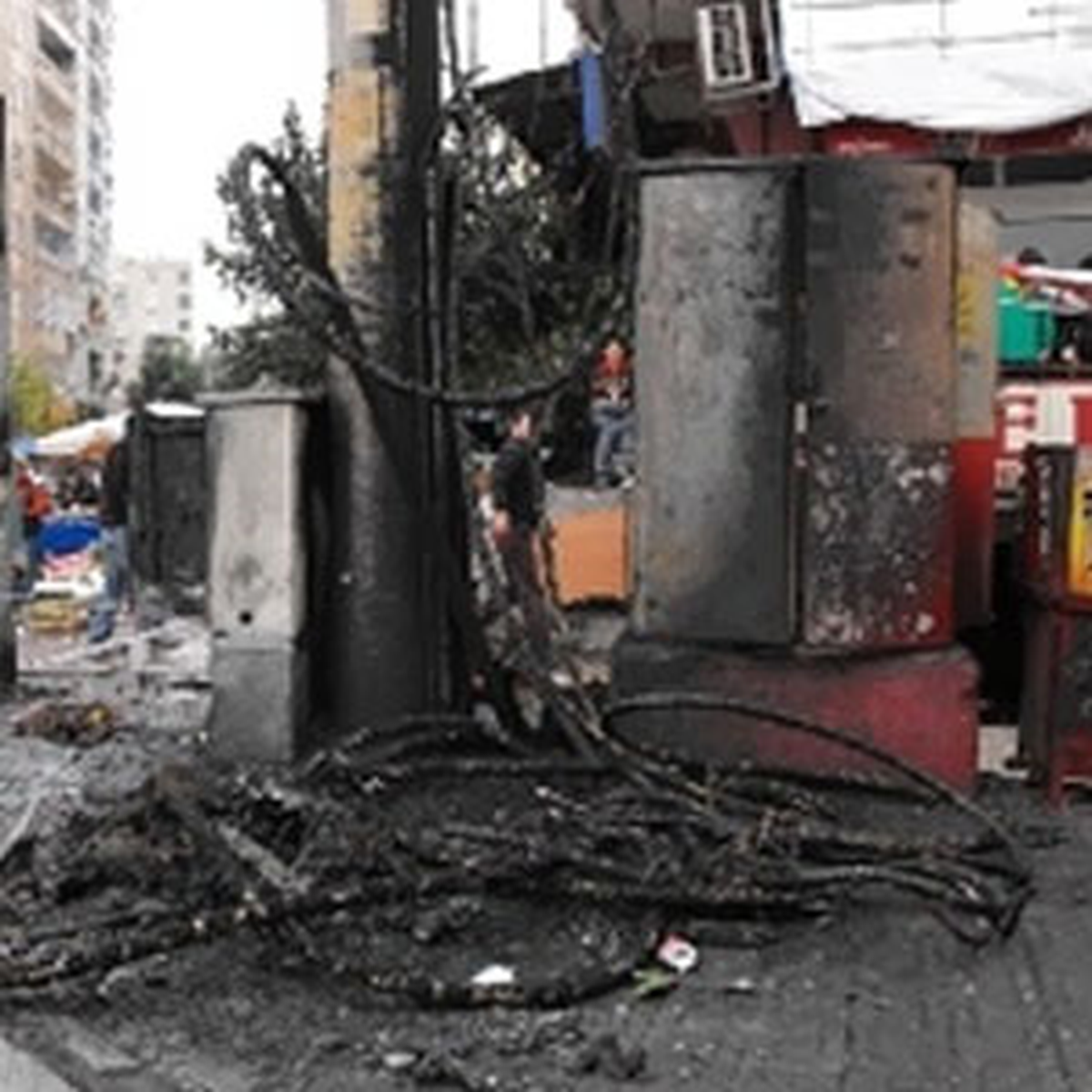 Elektrik Trafosu Patladı: 1 Yaralı