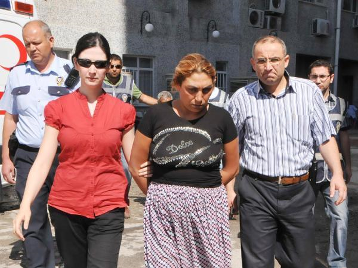 İlişkiye Zorlayan Sevgilisini Öldüren Kadına \'Tahrik\' İndirimi