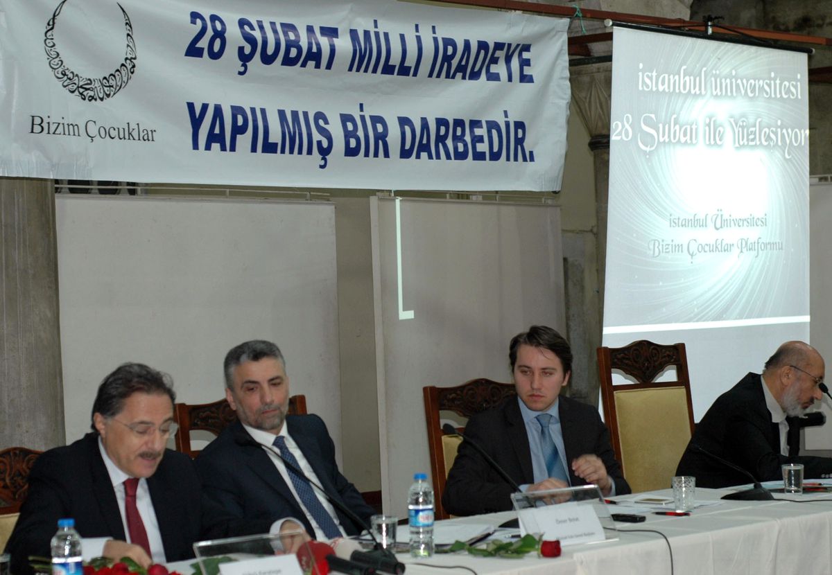 İstanbul Ünüversitesi\'nde \'28 Şubat\' Konuşuldu