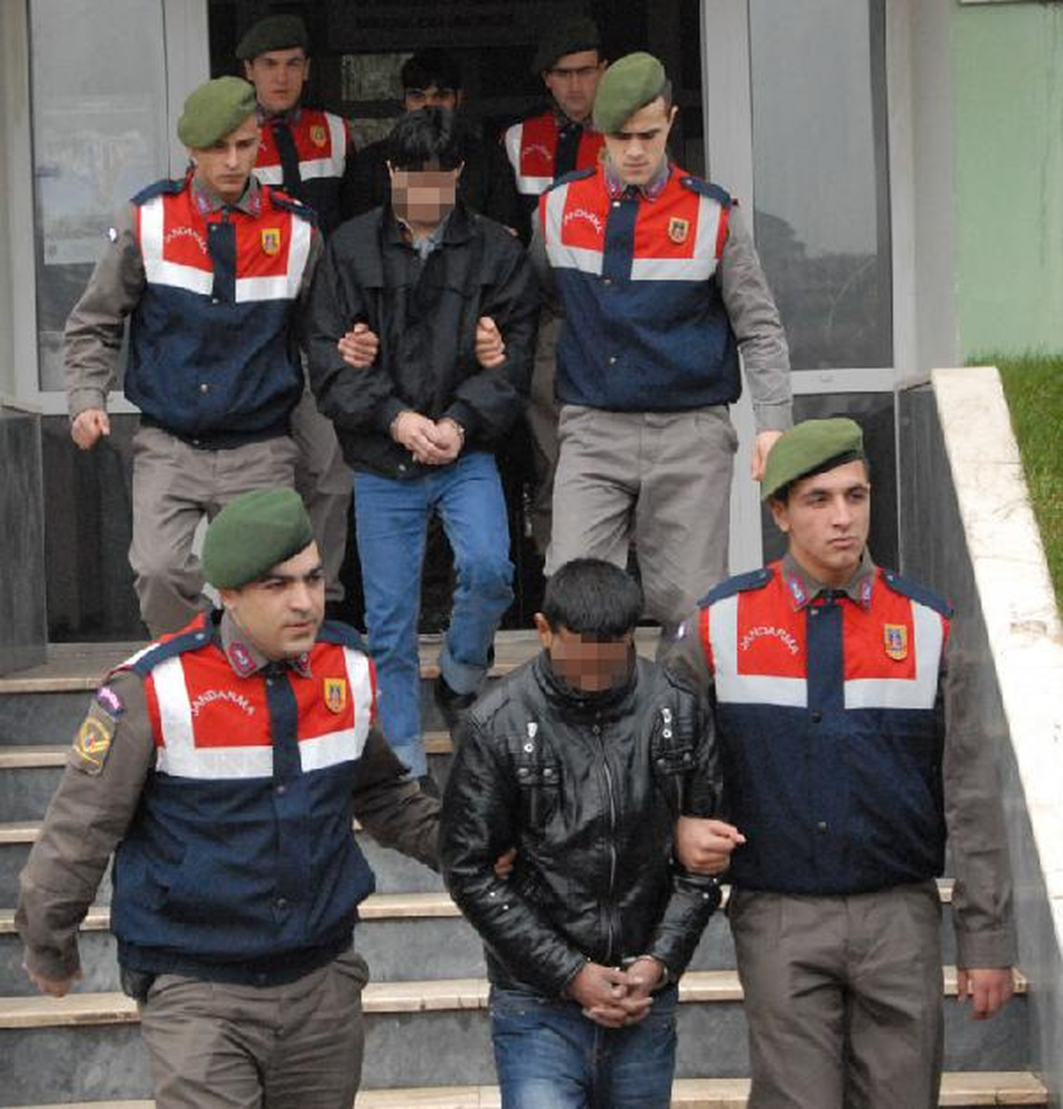 Kafeteryada Uyuşturucu Operasyonu