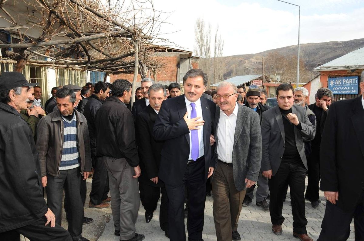 Malatya Belediye Başkanı Çakır, Ayvalı Beldesini Ziyaret Etti