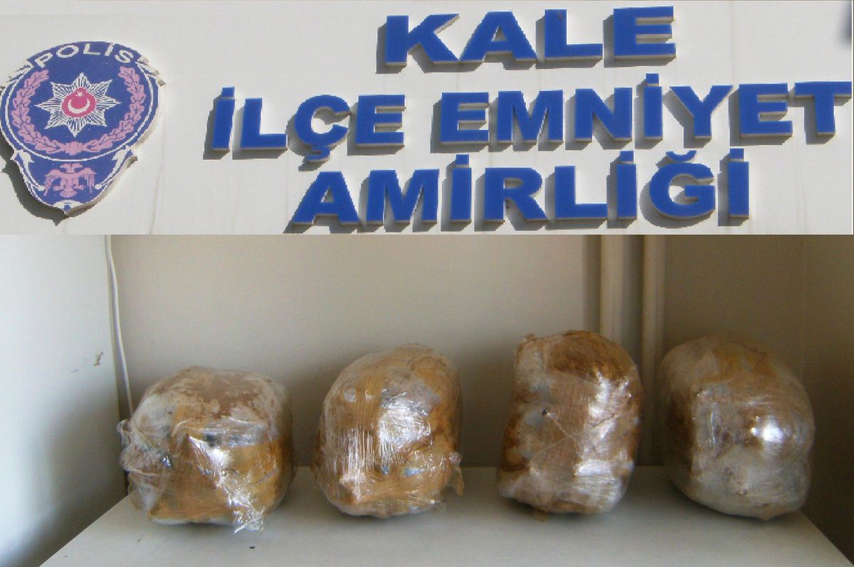 Malatya\'da 20 Kilo 960 Gram Esrar Ele Geçirildi