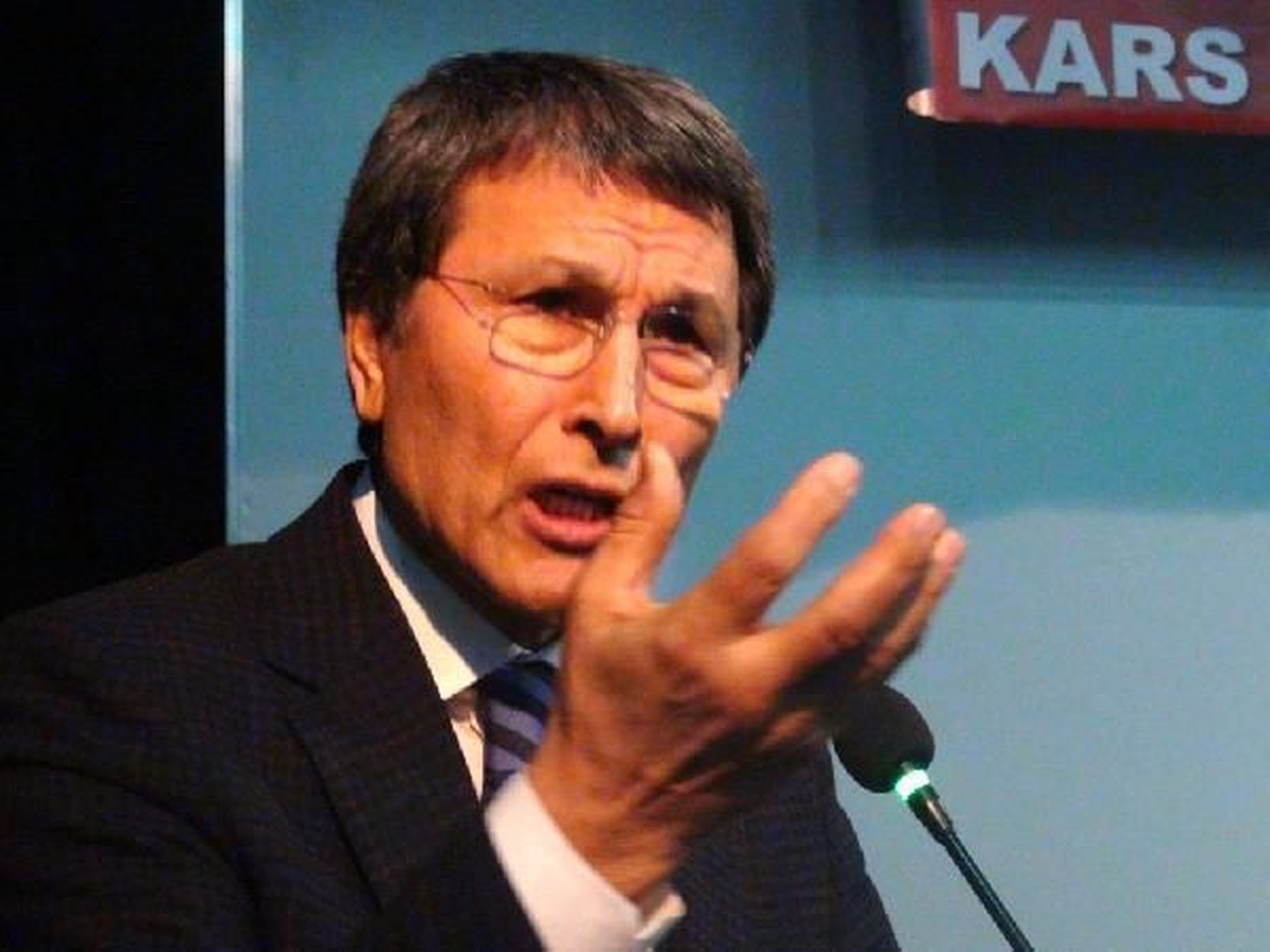 MHP\'li Halaçoğlu\'ndan Köprü ve Otoyol İhalesi İçin Soru Önergesi