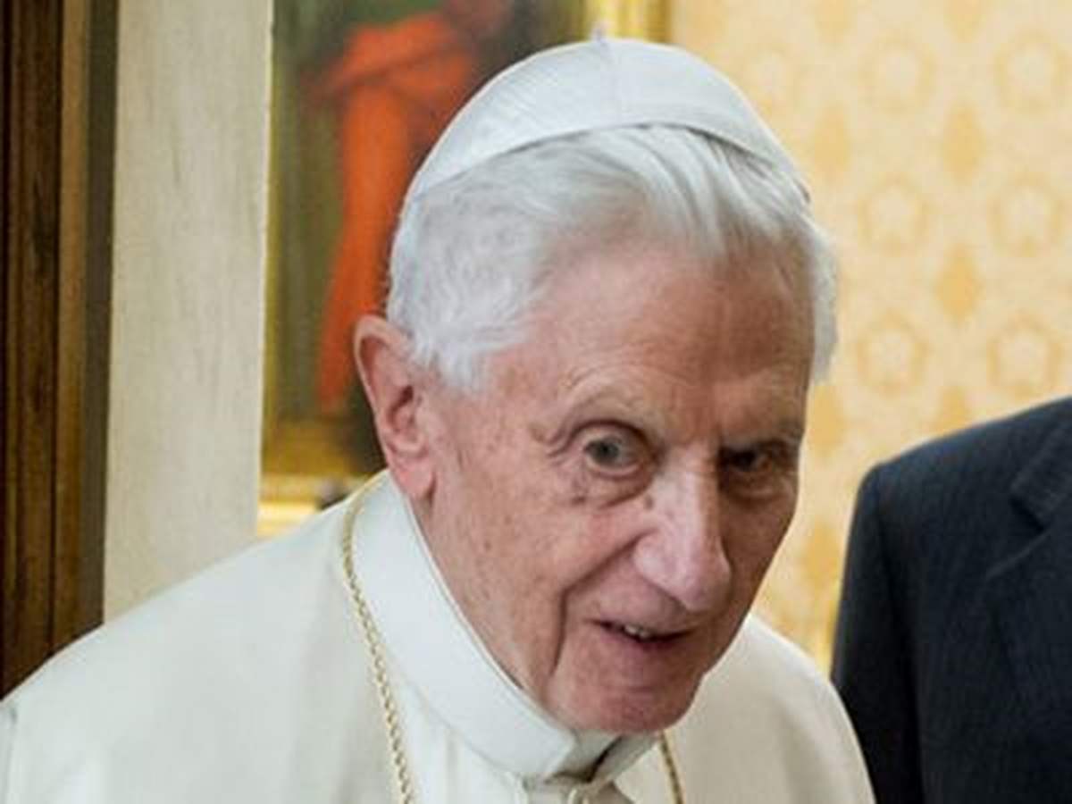 Papa 16.Benediktus\'tan Son Mesaj."Ben Sadece Bu Dünyada Yaptığım Kutsal Yolculuğun Son Aşamasının...
