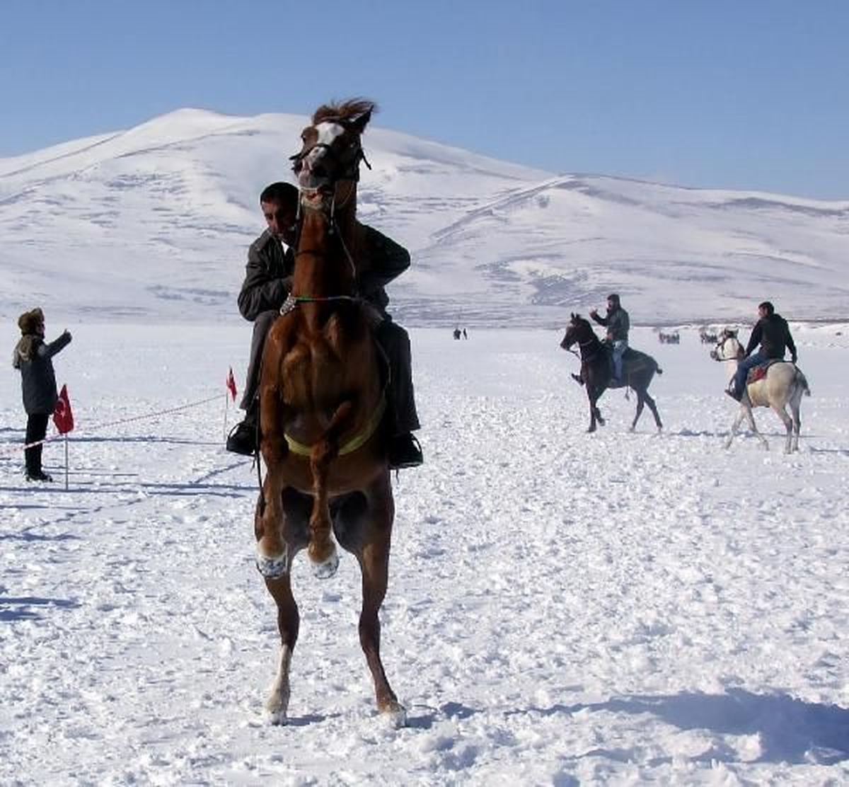 "Rahvan At" Dernekle Yaşatılacak