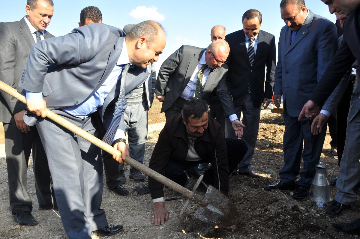 Vali Aydın\'dan Siirt Fıstığı Açıklaması