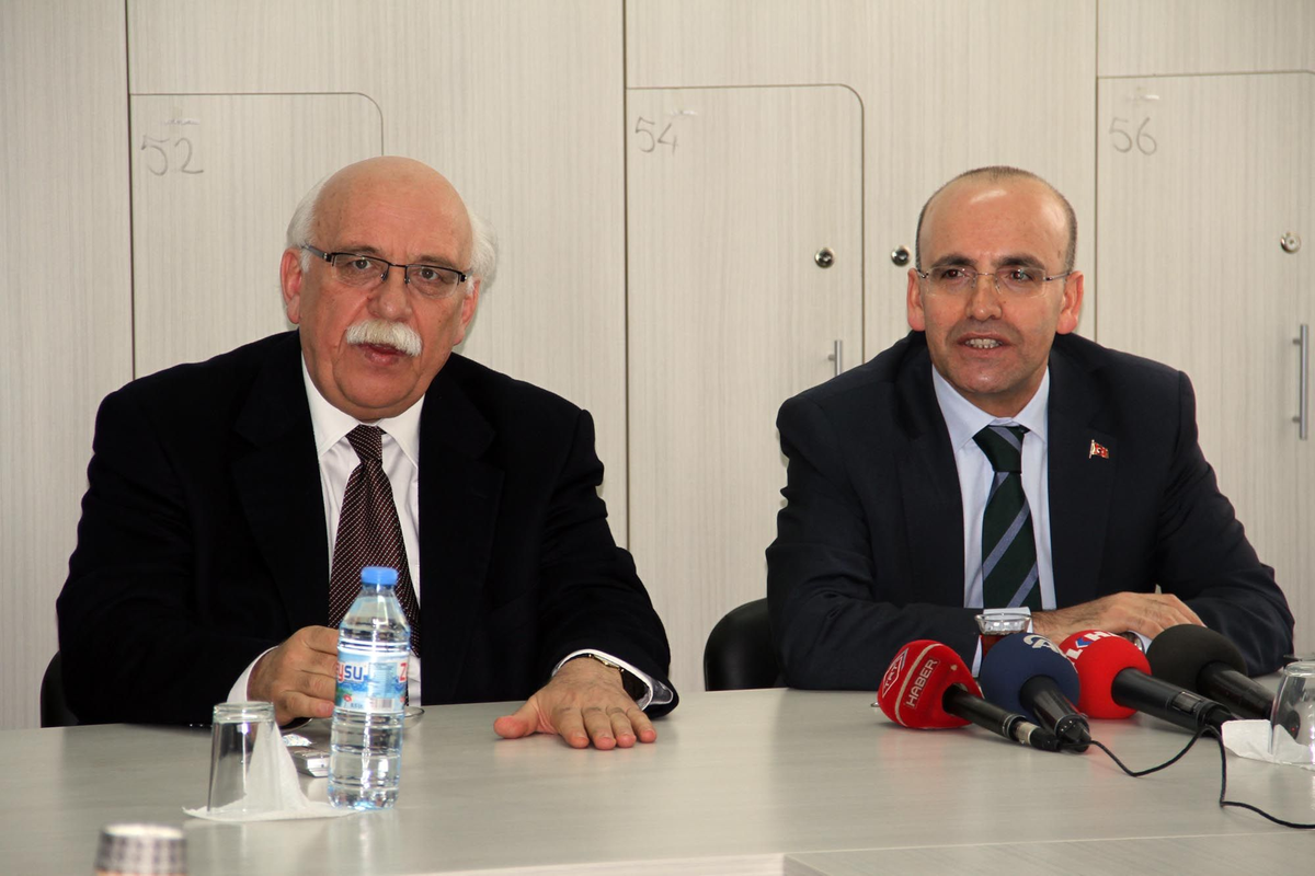 Van Bakanlar Korucu Kulubesi ve Karakol Ziyaretinde Bulundu Bakanlar Korucu Kulubesi ve Karakol...
