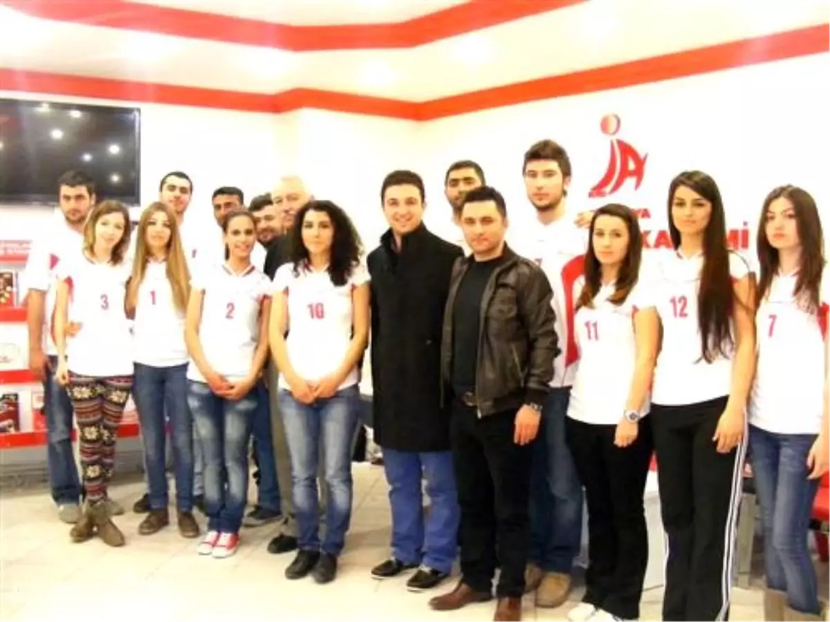 Voleybol Takımlarına Forma Desteği