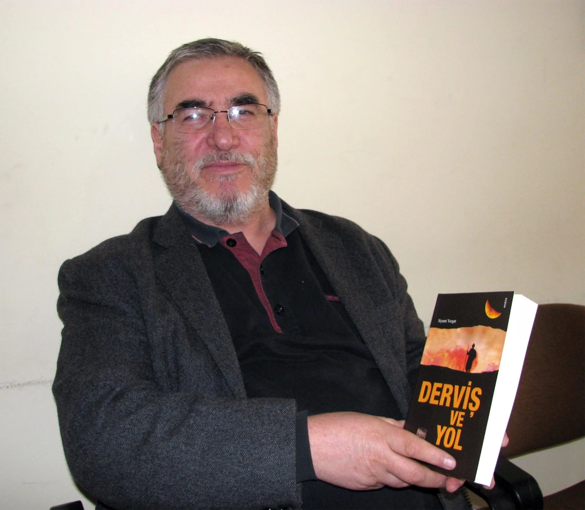 Yozgatlı Yazar Siyami Yozgat\'ın "Derviş ve Yol" Kitabı Çıktı