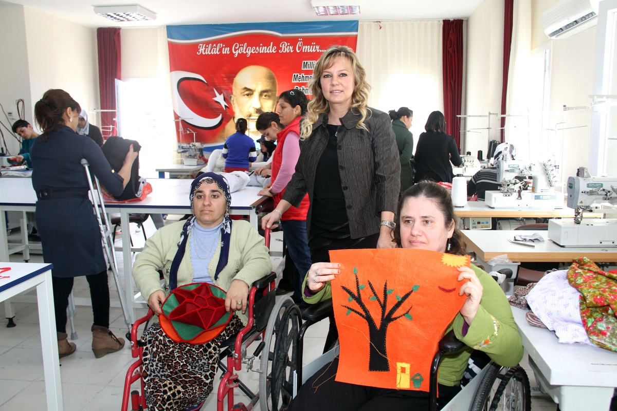 Adana Müzik Merkezi\'nden Engellilere Destek