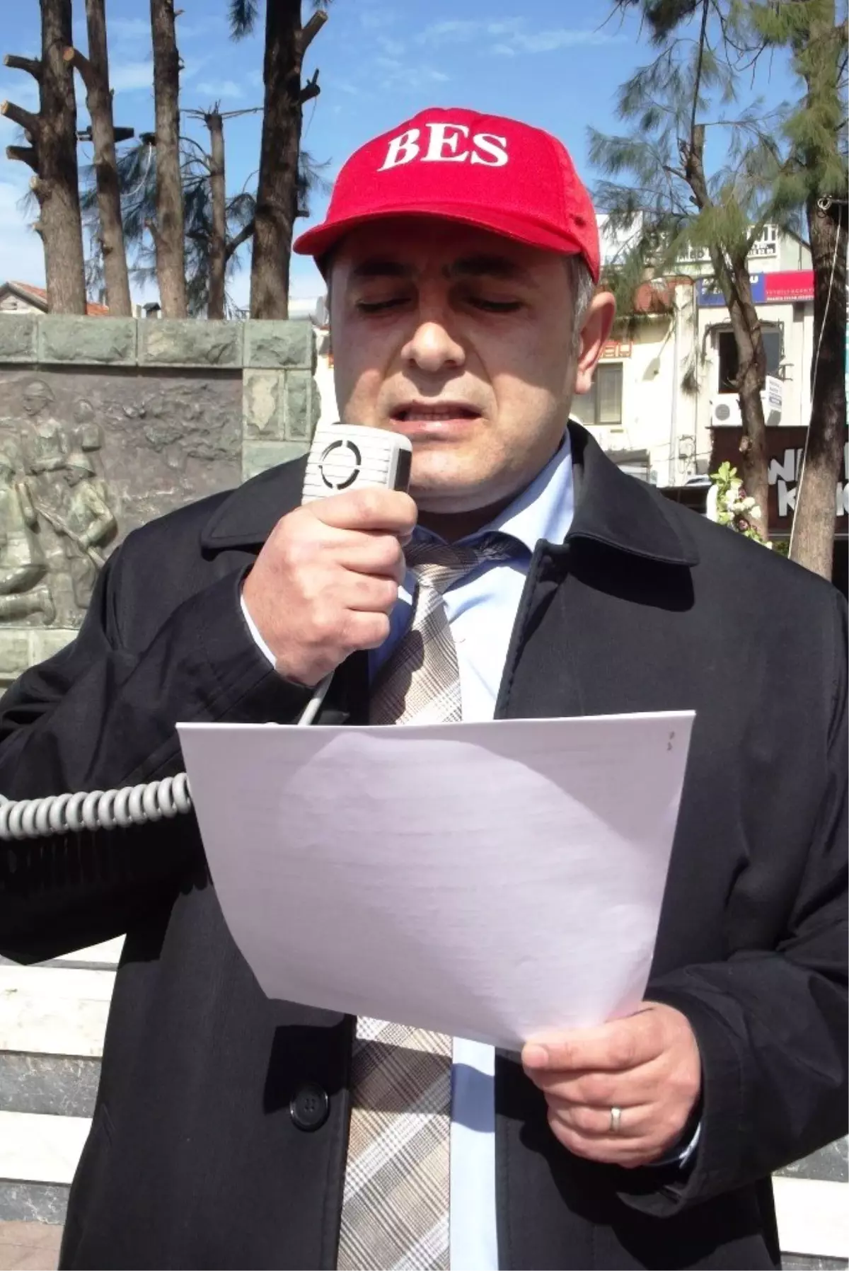 Ayvalık\'ta Bes\'ten Grev Açıklaması