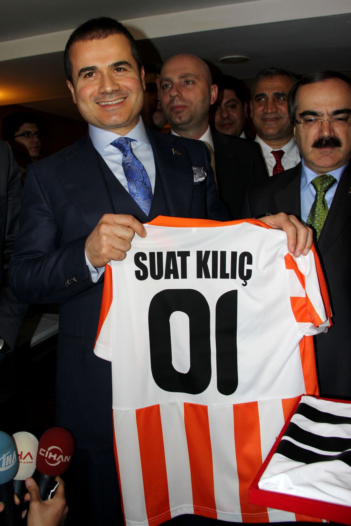 Bakan Kılıç\'tan Nevin Yanıt\'a Tebrik