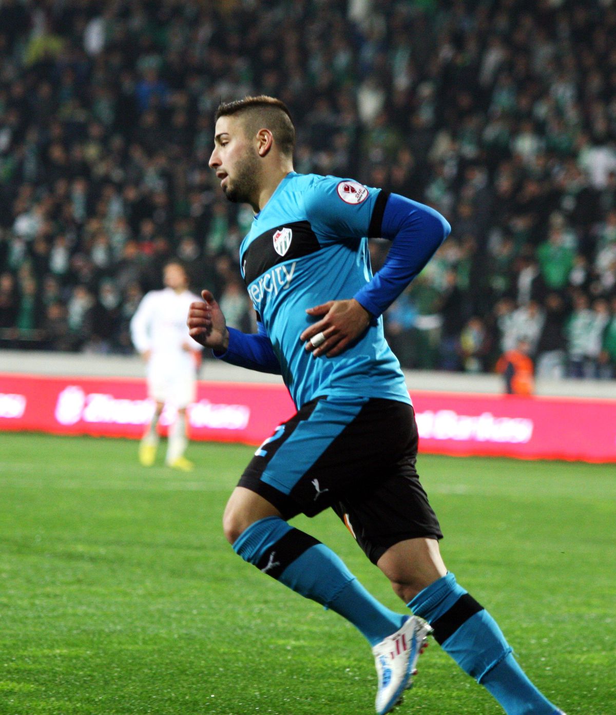 Barış Örücü Formayı Kapmak İstiyor