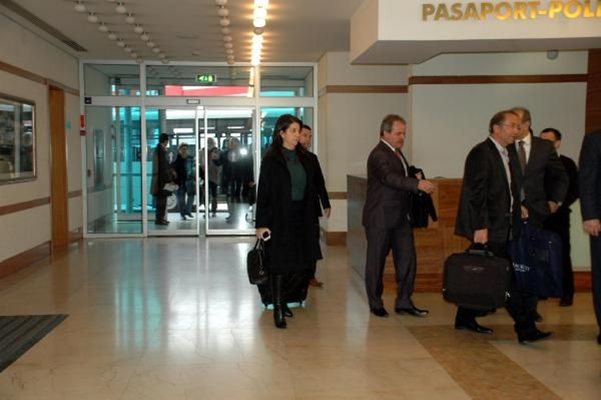 BDP Grup Başkanvekili Buldan Brüksel\'den Ayrıldı