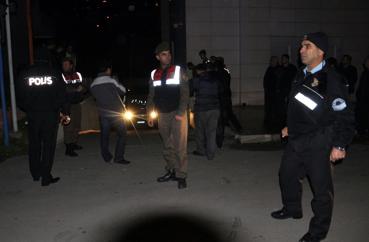 Belediye Operasyonunda 17 Tutuklama