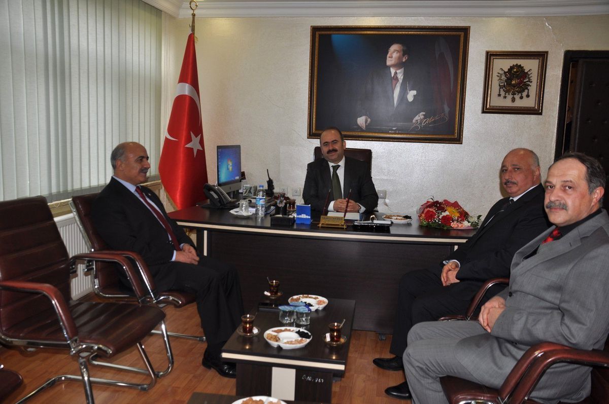 Bü Rektörü Prof. Dr. Abdüsselam Uluçam, Vali Aydın\' I Ziyaret Etti