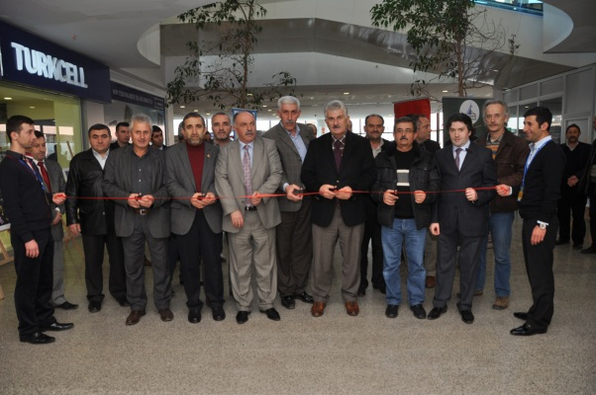 Fotoğraflarla Kartepe Sergisi Özdilek\'te Açıldı